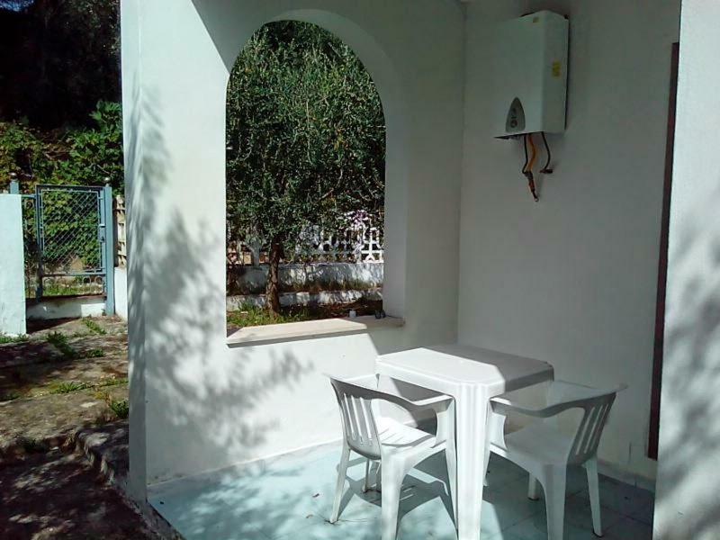 Casa Vacanze Pizzone Apartment เปสคีชี ภายนอก รูปภาพ